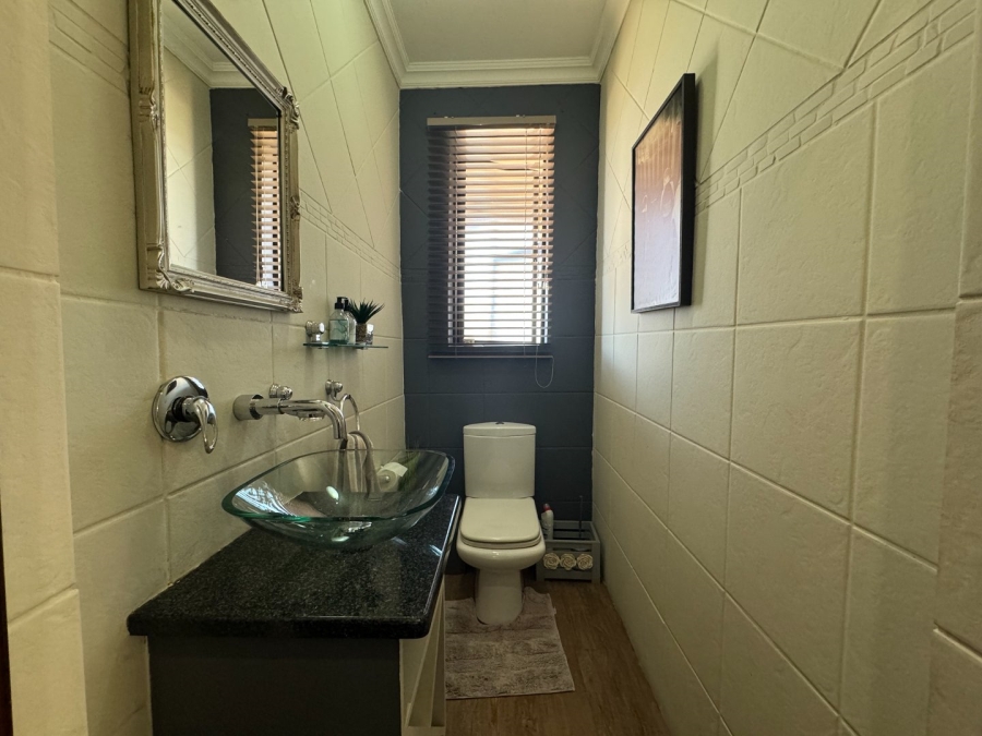 3 Bedroom Property for Sale in Xanadu North West